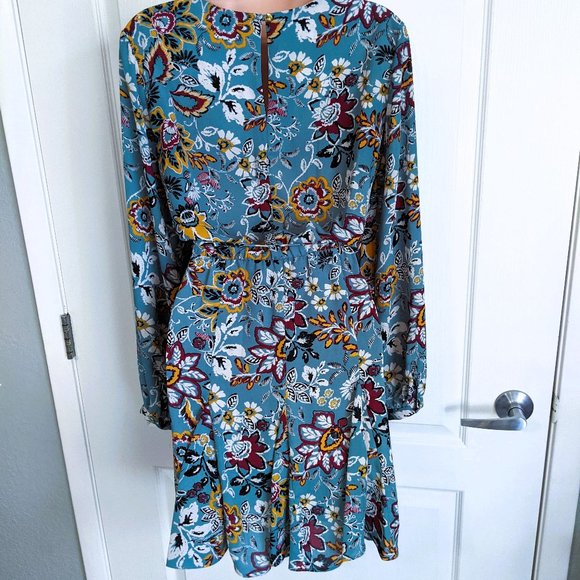 Long Sleeve Floral Print Dress by Emma & Michele- Size M - Picture 4 of 6